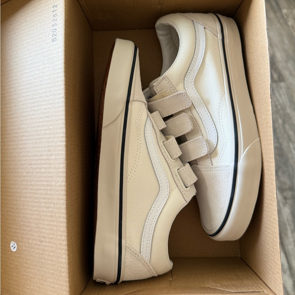 Vans Marshmallow Sneakers with Velcro Straps